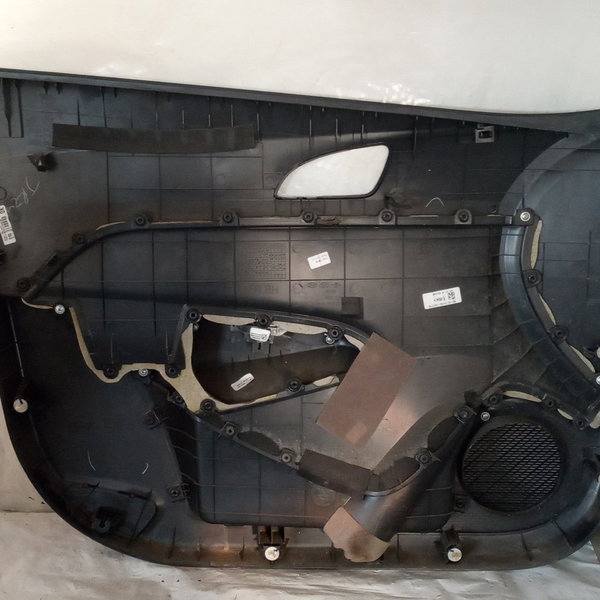 Forro Porta Hyundai Hb20 2014 Dianteiro L. Direito