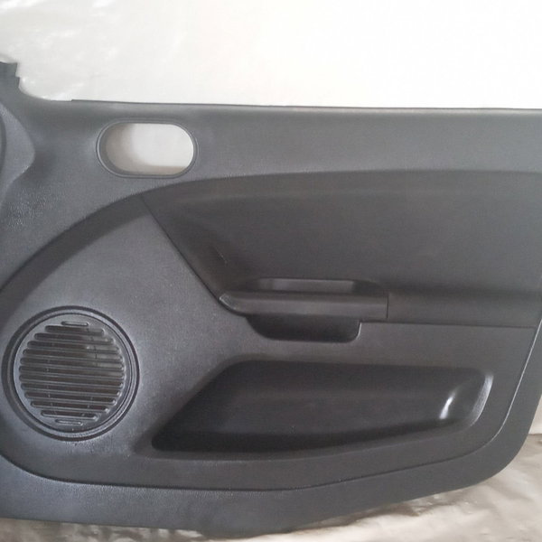 Forro Porta Ford Fiesta Dianteiro L. Direito
