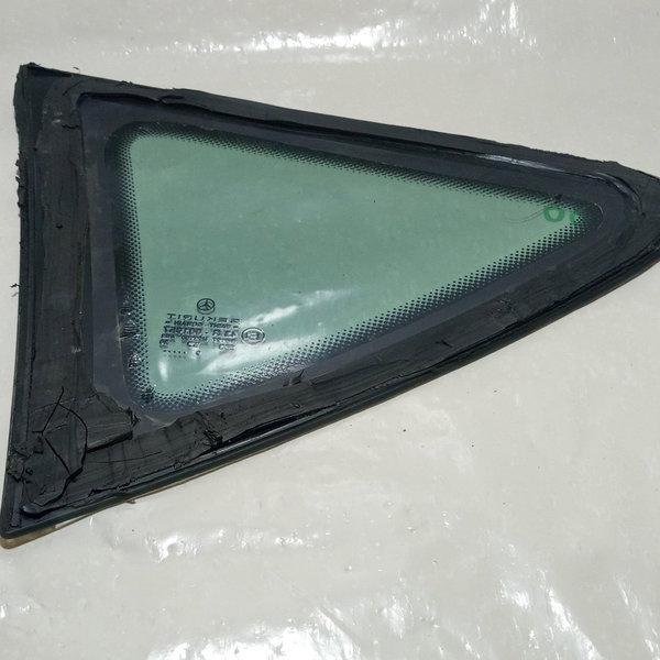 Vidro Fixo Tras. Superior L. Dir. Mercedes Classe A 190