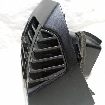 Difusor De Ar Lado Dieito Fiat Idea 2008