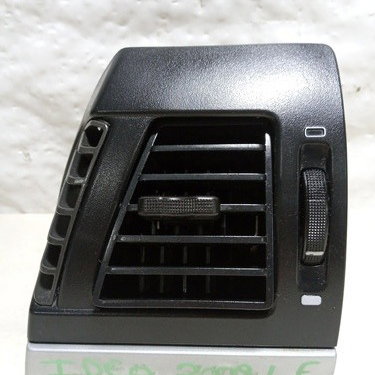 Difusor De Ar Lado Esquerdo Fiat Idea 2008