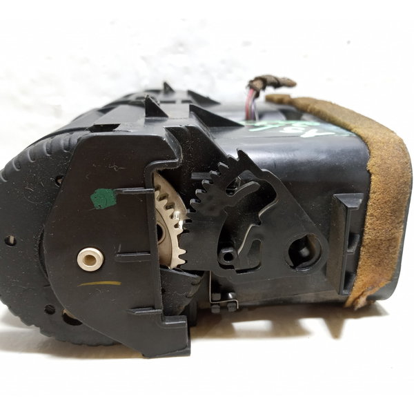 Difusor Central Ar/ Botão Alerta Gm Astra 2001