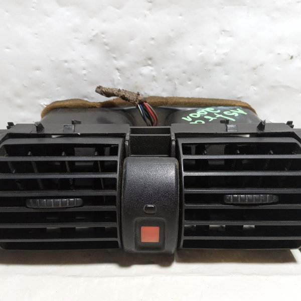 Difusor Central Ar/ Botão Alerta Gm Astra 2001