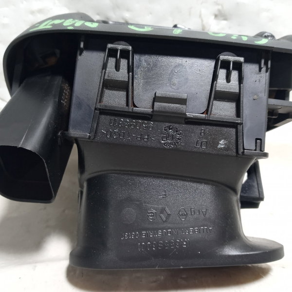 Difusor De Ar Renault Clio 2002 Dianteiro L.direito