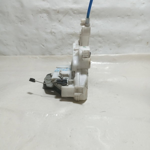 Fechadura Porta Dianteira Esquerda Vw Gol G5 2010