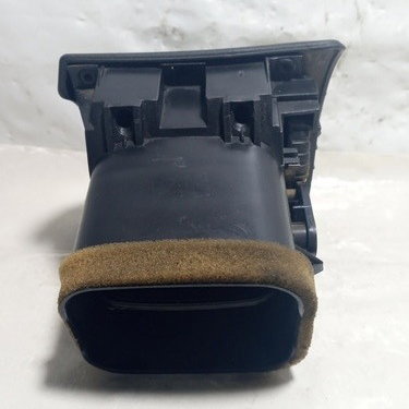 Difusor De Ar Lado Direito Gm Astra 2001