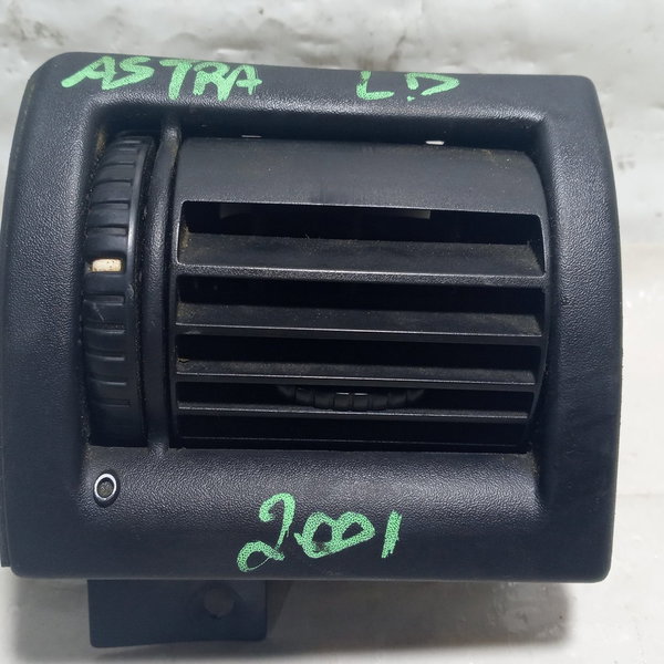 Difusor De Ar Lado Direito Gm Astra 2001