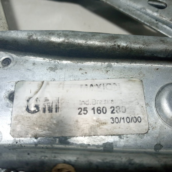 Máquina Vidro Elétrico Dianteira Direita Gm Astra 2001