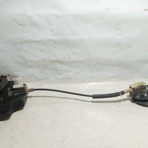 Fechadura Dianteira Esquerda Fiat Palio 2008 Sapão