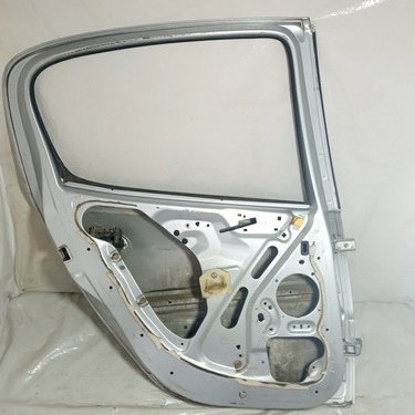 Porta Peugeot 207 2011 Traseiro Esquerdo  Traseira Direito Prateado