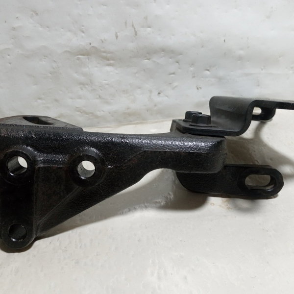 Suporte Bomba Hidraulica Kia Sportage 2010