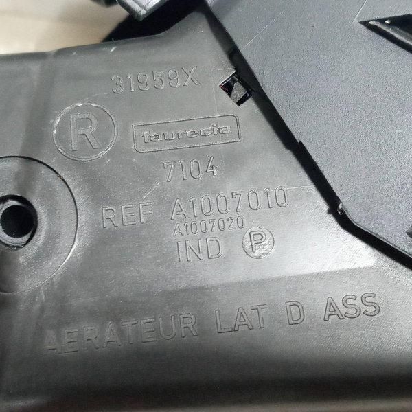 Difusor Ar Renault Megane 2007 Lado Direito