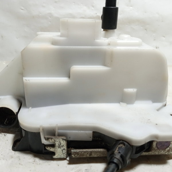 Fechadura Porta Dianteira Direita Renault Megane 2007