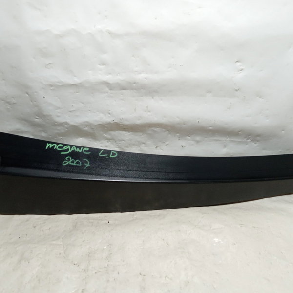 Moldura Externa Coluna Diant. Direita Renault Megane 2007