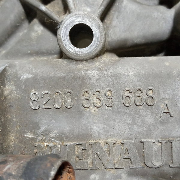 Carcaça Válvula Termostática Renault Megane 2007 2.0 16v