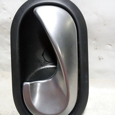 Maçaneta Interna Dianteira Esquerda Renault Megane 2007 Dianteira