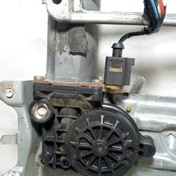 Maquina Vidro Eletrico Dianteiro Esquerdo Gm Zafira 2005