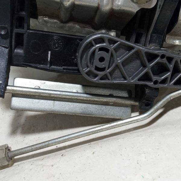 Maçaneta Externa Trazeira Esquerda Gm Zafira 2005