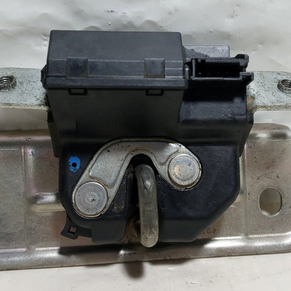 Fechadura Tampa Porta Malas Fiat Punto 2012