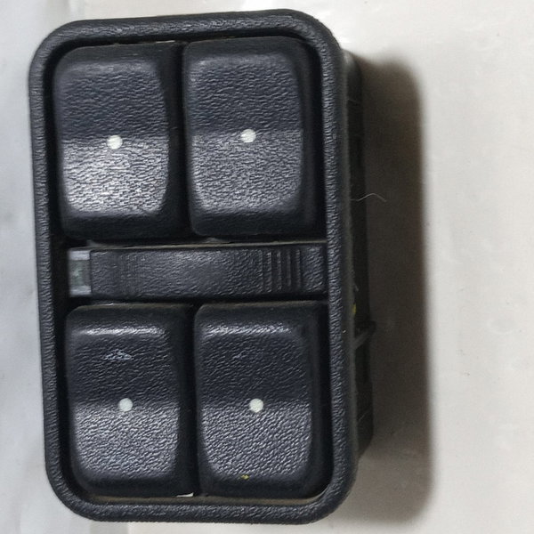 Botão Vidro Elétrico Dianteiro Esquerdo Gm Meriva