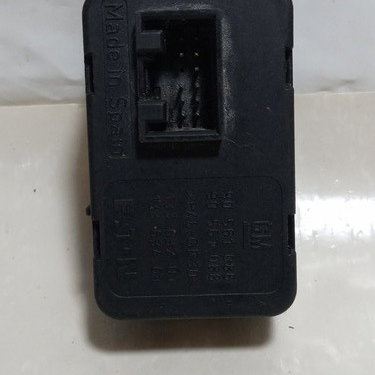 Botão Vidro Elétrico Dianteiro Esquerdo Gm Meriva