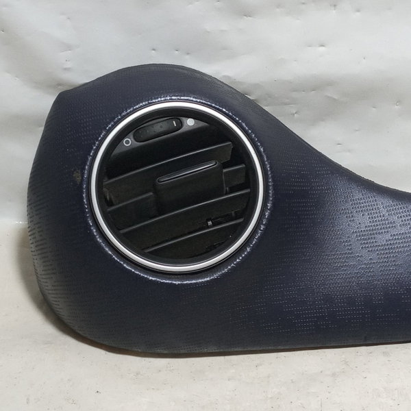 Moldura Com Difusor Dianteiro L. Esquerdo Fiat Punto 2012