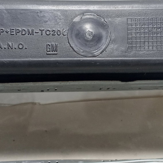 Moldura De Som / Porta Objetos Gm Meriva 2009