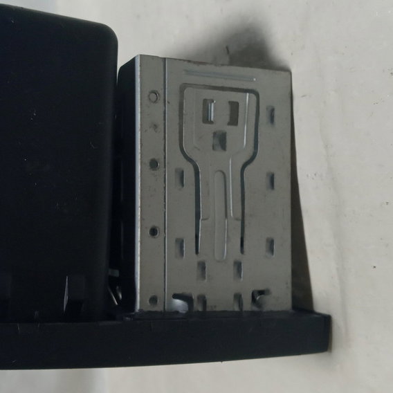 Moldura De Som / Porta Objetos Gm Meriva 2009