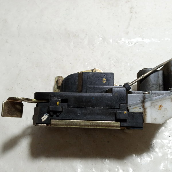 Fechadura Porta Traseiro Direito Fiat Pálio 2008
