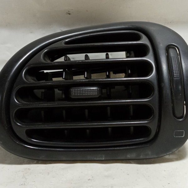 Difusor  Peugeot 206 1.0 16v 2001 Lado Direito