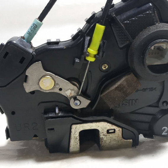 Fechadura Porta Dianteira Direita Toyota Corolla 2004