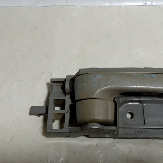 Maçaneta Interna Traseira Direita Toyota Corolla Xli 2004 Traseira
