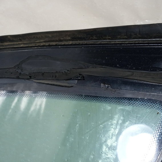 Vidro Fixo Inferior L. Esquerdo  Mercedes Benz Classe A 190