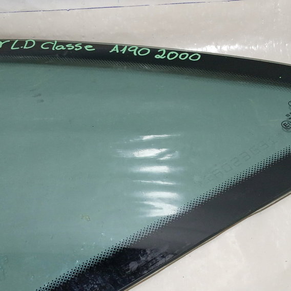 Vidro Fixo Inferior L. Direito Mercedes-benz Classe A 190