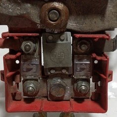 Polo Da Bateria Renault Megane 2008
