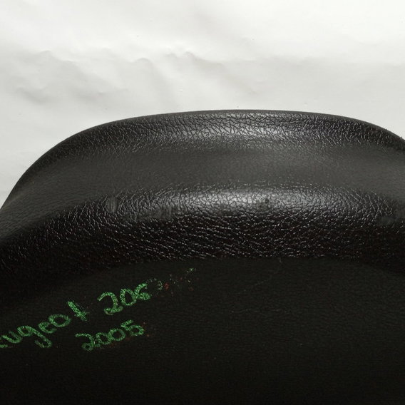 Acabamento Capo Do Porta Malas Peugeot  206 2005  Preto