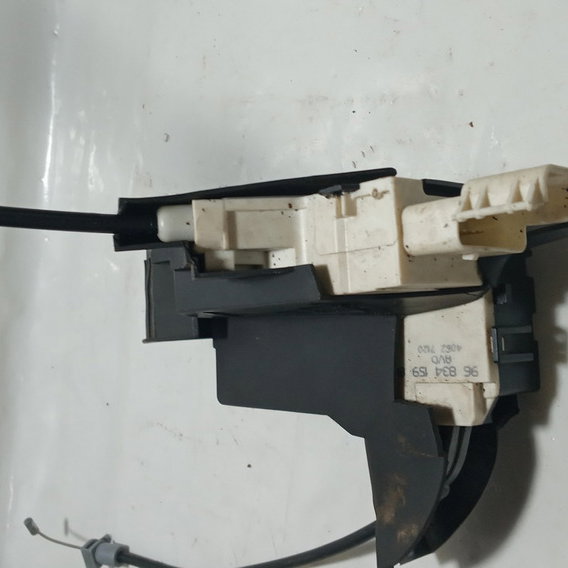 Fechadura Porta Dianteiro Direito Citroen C4 Pallas  2008
