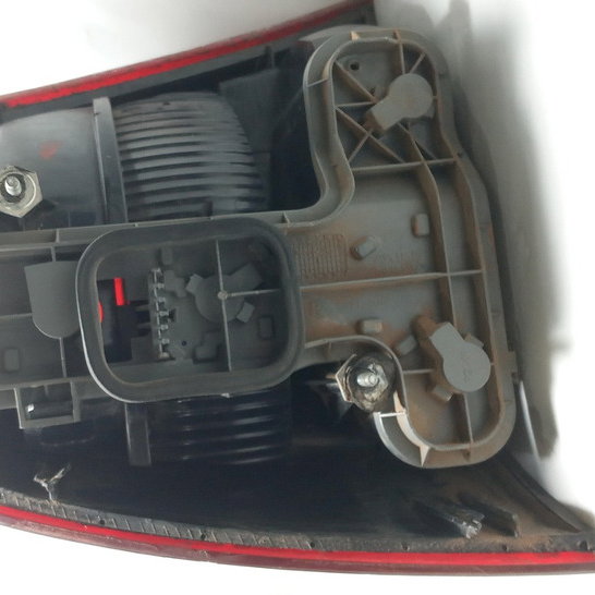 Lanterna Traseira Lado Direito Gm Corsa Sedan Maxx 2010 Direito Laranja-claro