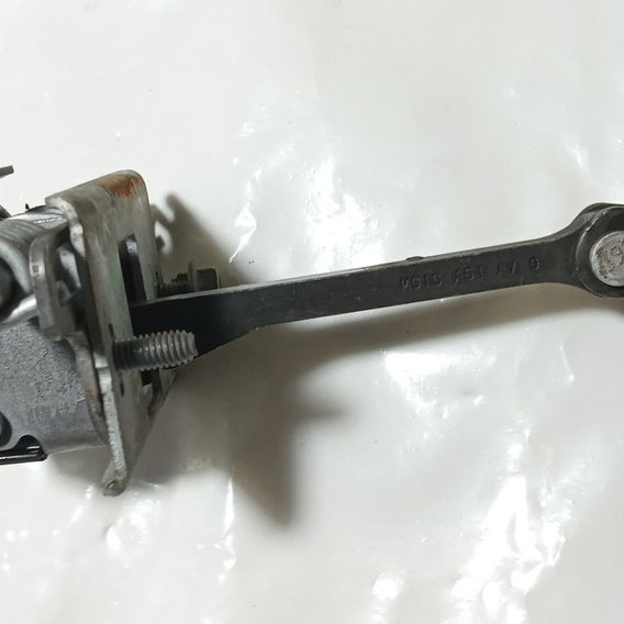 Limitador Dianteiro Direito Citroen C3 2013