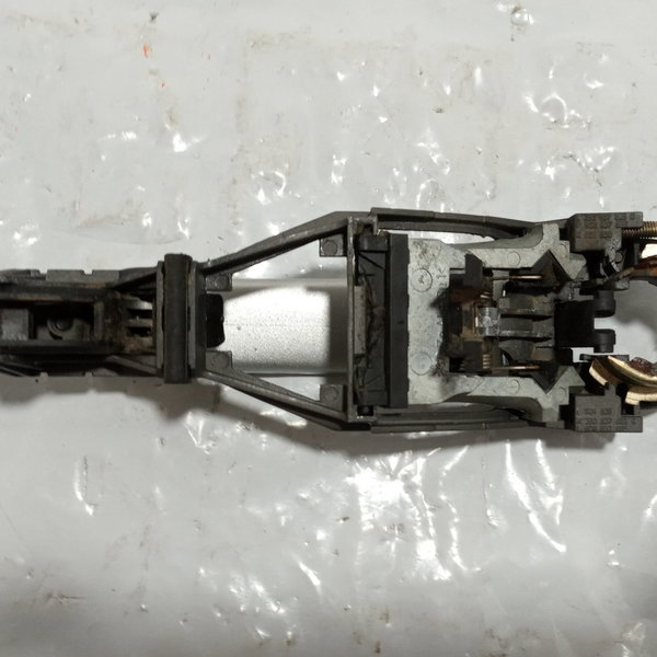 Maçaneta Externa Traseira Esquerda Vw Golf 2004