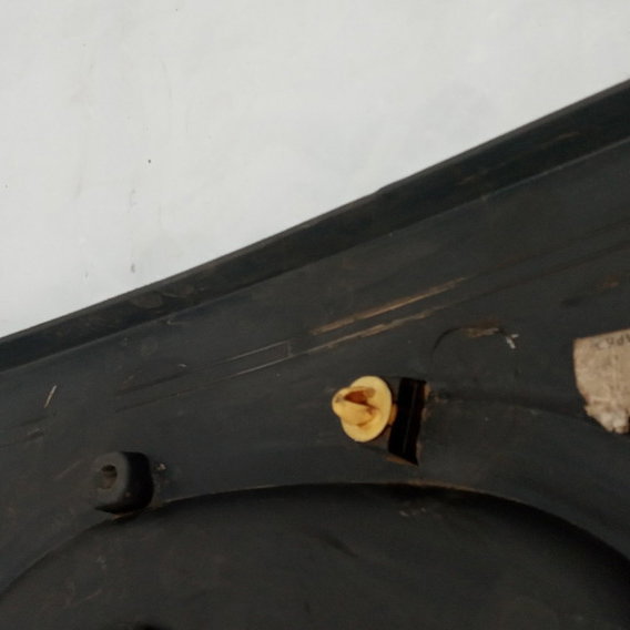 Forro De Porta Traseiro Direito Renault Clio 2015