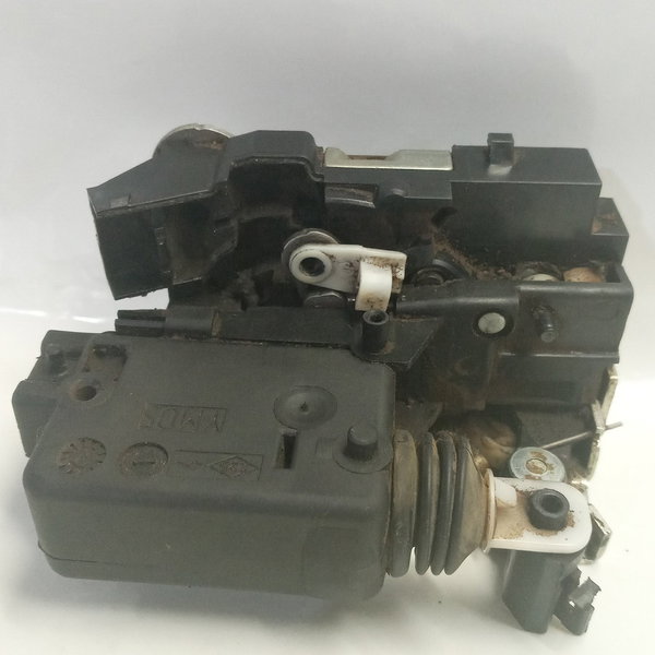 Fechadura De Porta Dianteira Direita Renault Clio 2015
