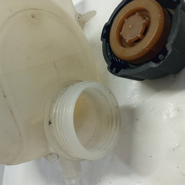 Reservatorio Da Agua Radiador Renault Sandero 2011