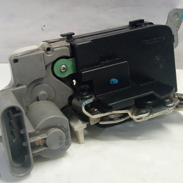 Fechadura Porta Fiat Siena 2010 L. Direito Traseira