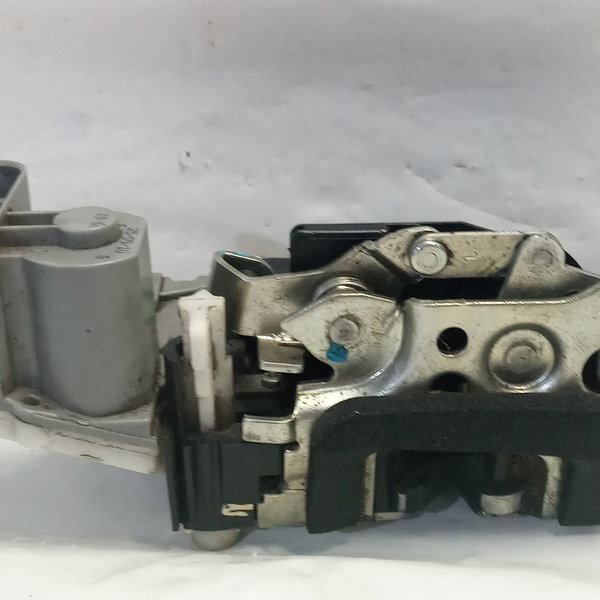 Fechadura Porta Fiat Siena 2010 L. Direito Traseira