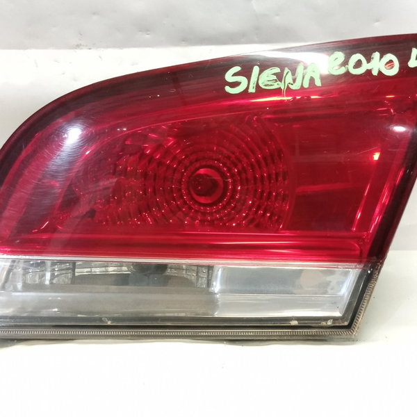 Lanterna Tampa Traseira Lado Direito Fiat Siena 2010 Direito