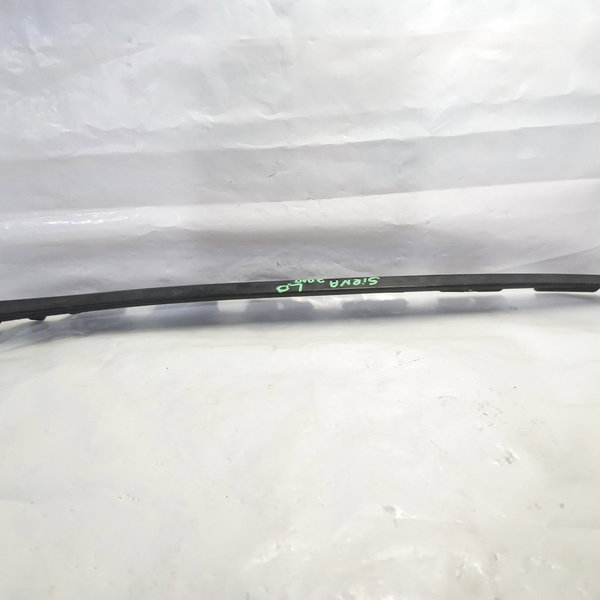 Acabamento Para Brisa Fiat Siena  2010 L.d