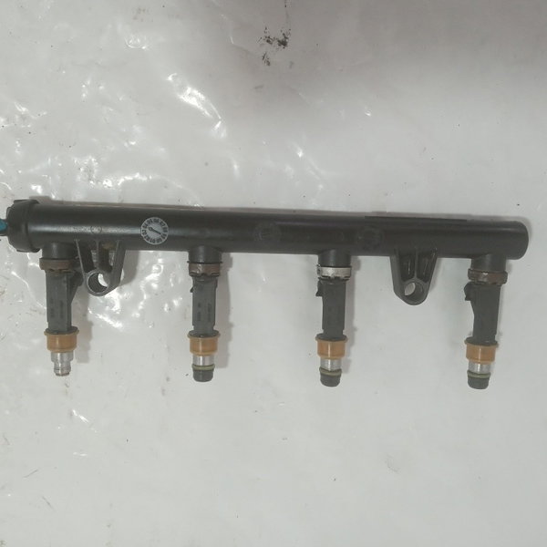 Flauta Com Bico Injetor Gm Corsa Montana 1.4 2005