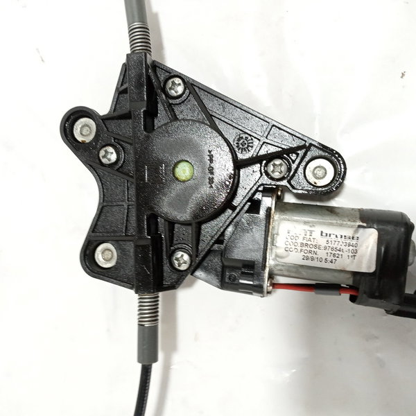 Maquina Vidrofiat Siena Esquerdo Dianteiro 2010