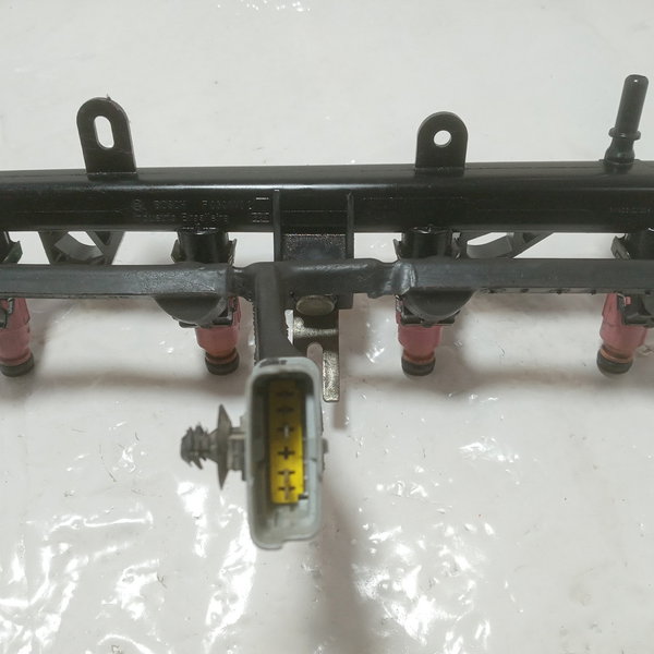 Flauta Com Os Bicos Injeção Citroen C3 2006 1.4 8v